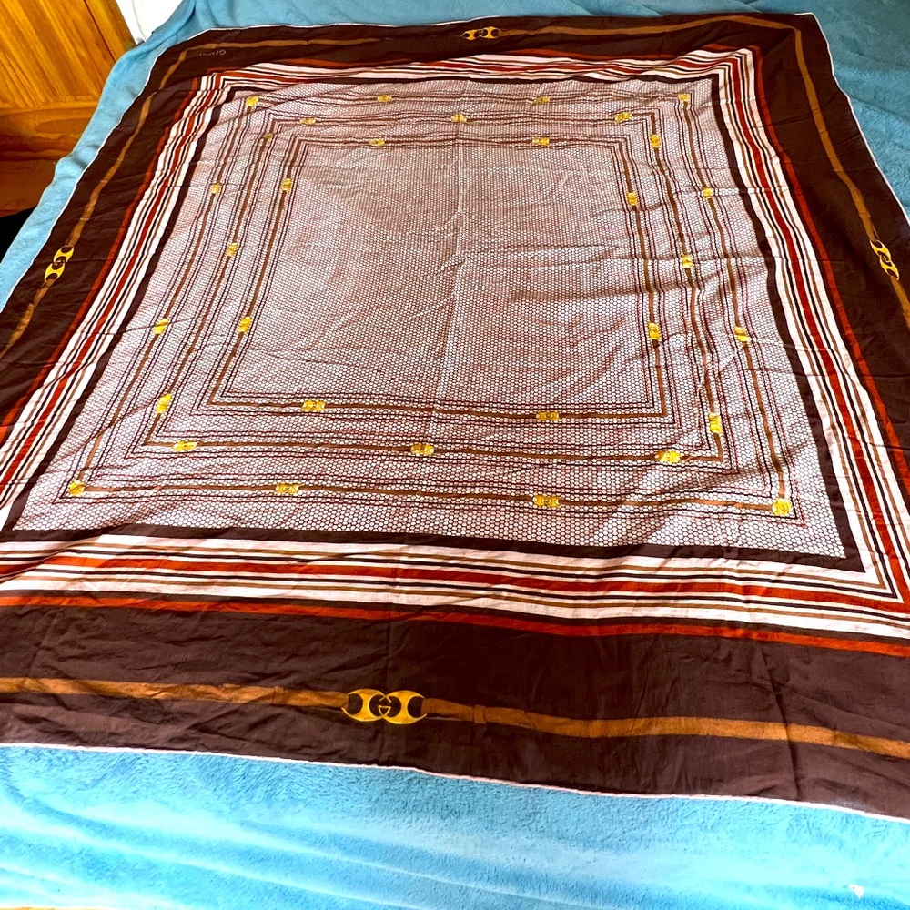 Perfect condition no damage bought for 500 never used